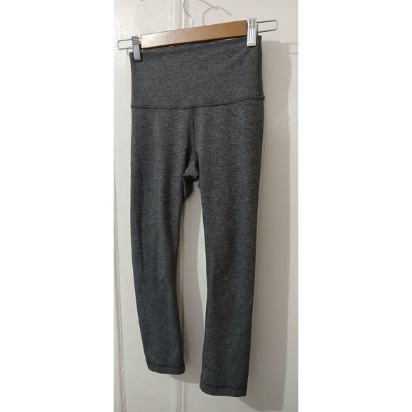 Lululemon women size 6 wunder under capri leggings gray - Picture 1 of 4